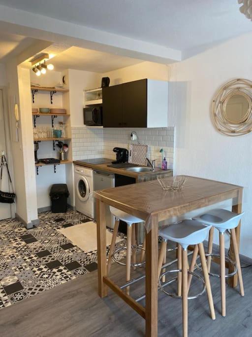 Appt 2 Pieces Port Frejus - Mega Terrasse + Garage Apartment Exterior photo